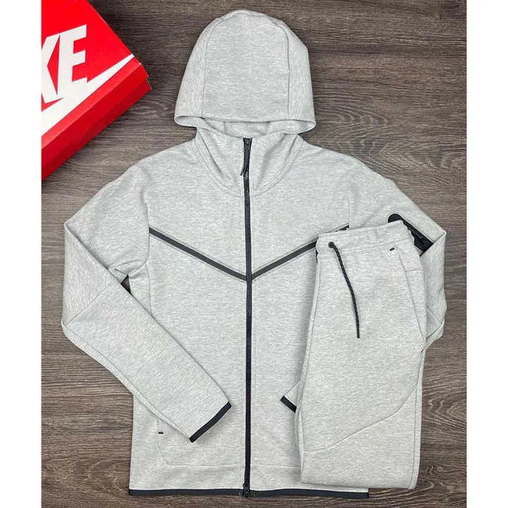 مجموعة ملابس رياضية كاجوال للرجال، سترة بغطاء رأس وسحاب، بدلة رياضية مخصصة للرجال .. Casual Sportswear Men's Sports Set Zip up Hoodie Custom Men Tracksuit Track Suit
