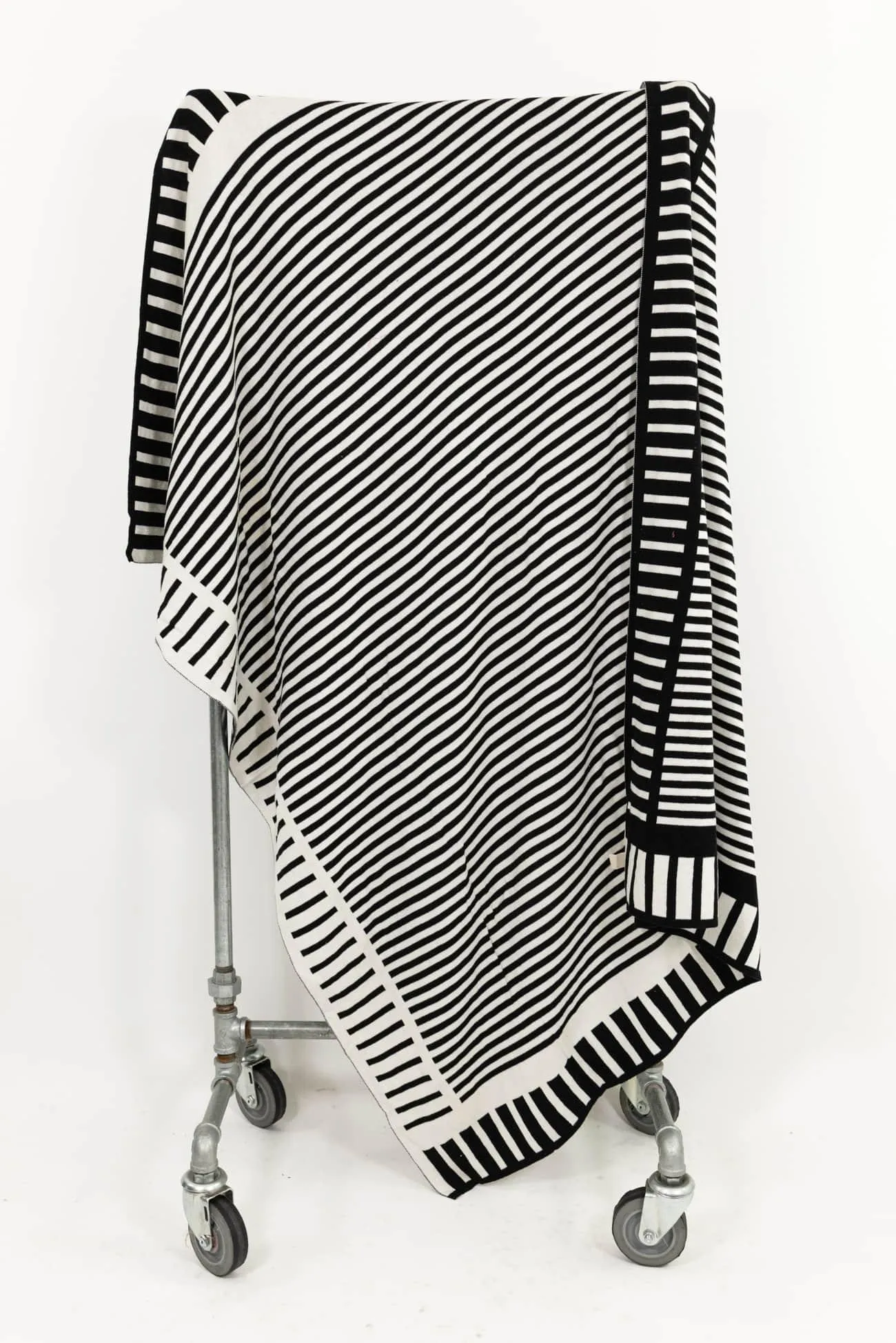 600 Cotton Knit Throw
