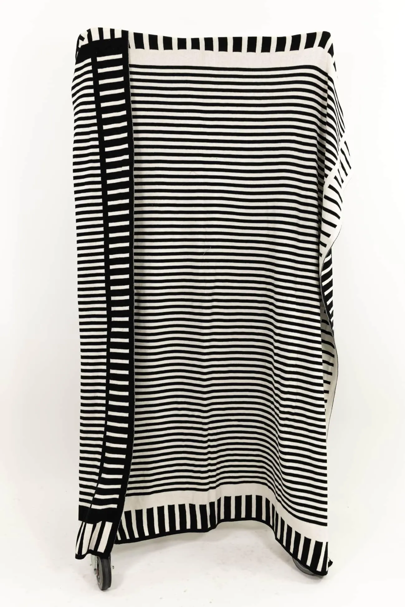 600 Cotton Knit Throw