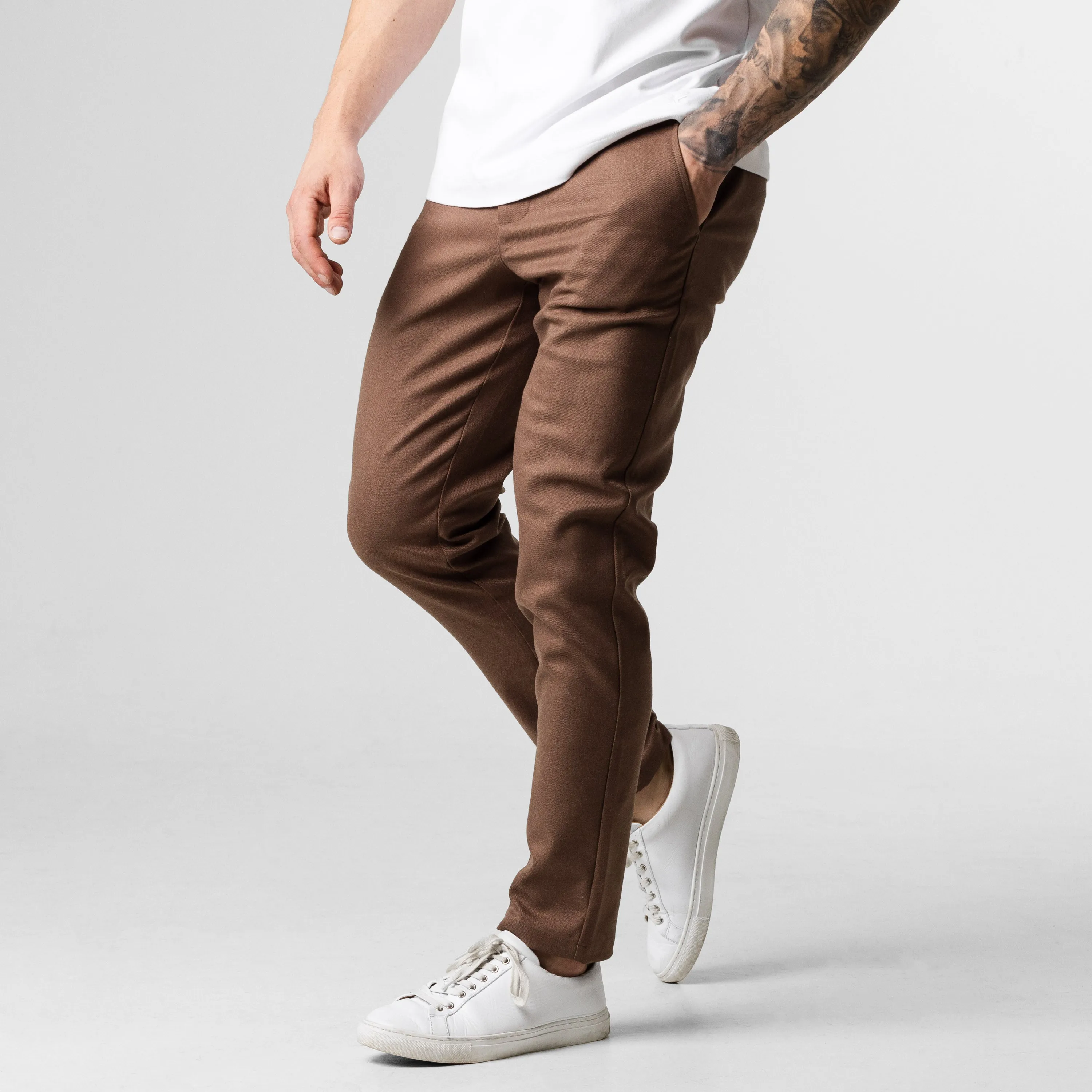 Active Chinos V2 - Brown