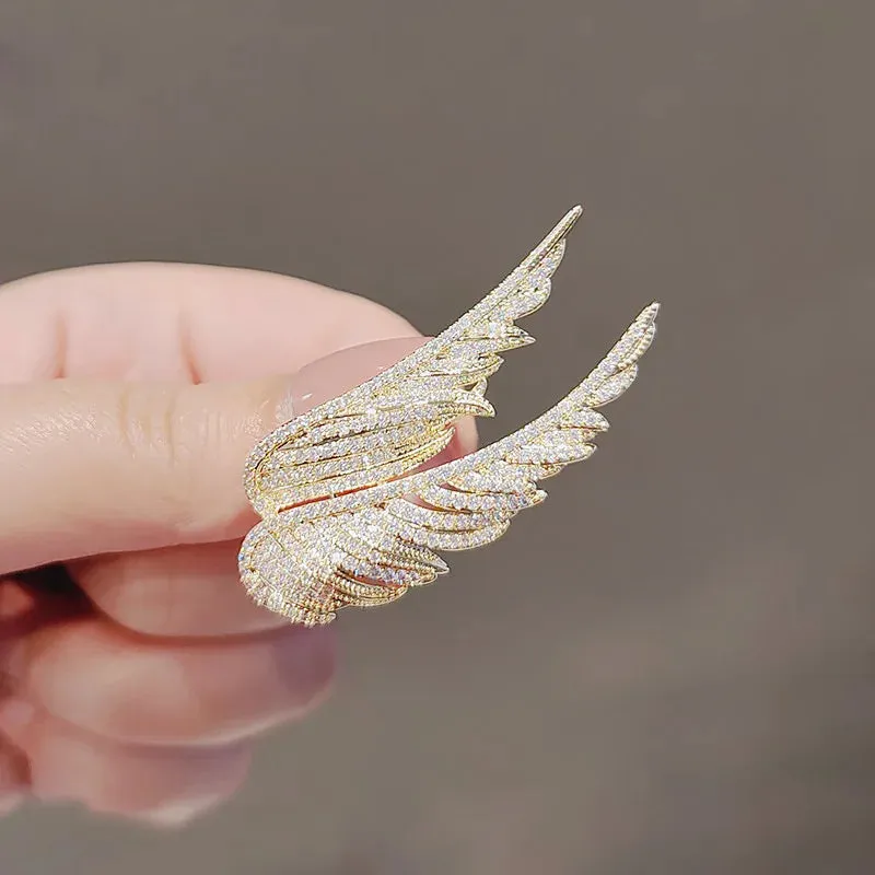Bilge Sequin Brooch Pin