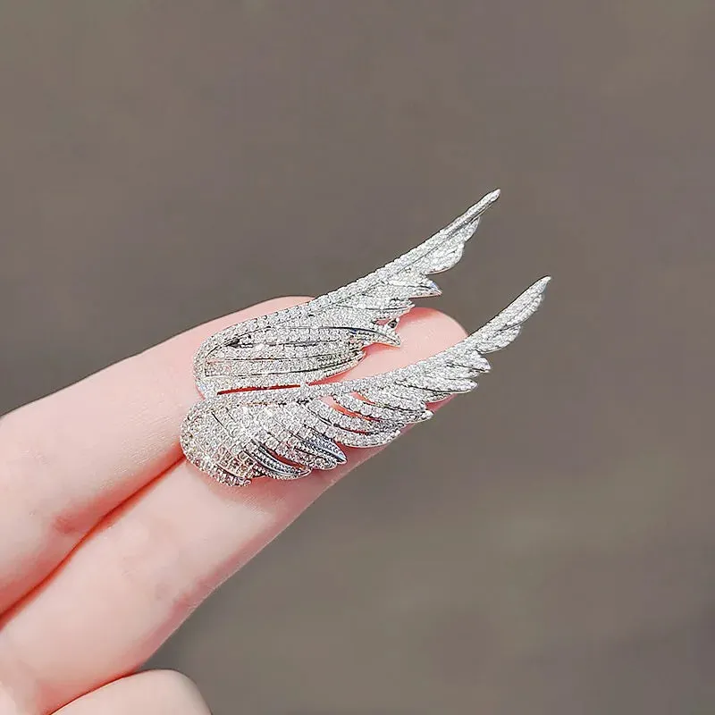 Bilge Sequin Brooch Pin