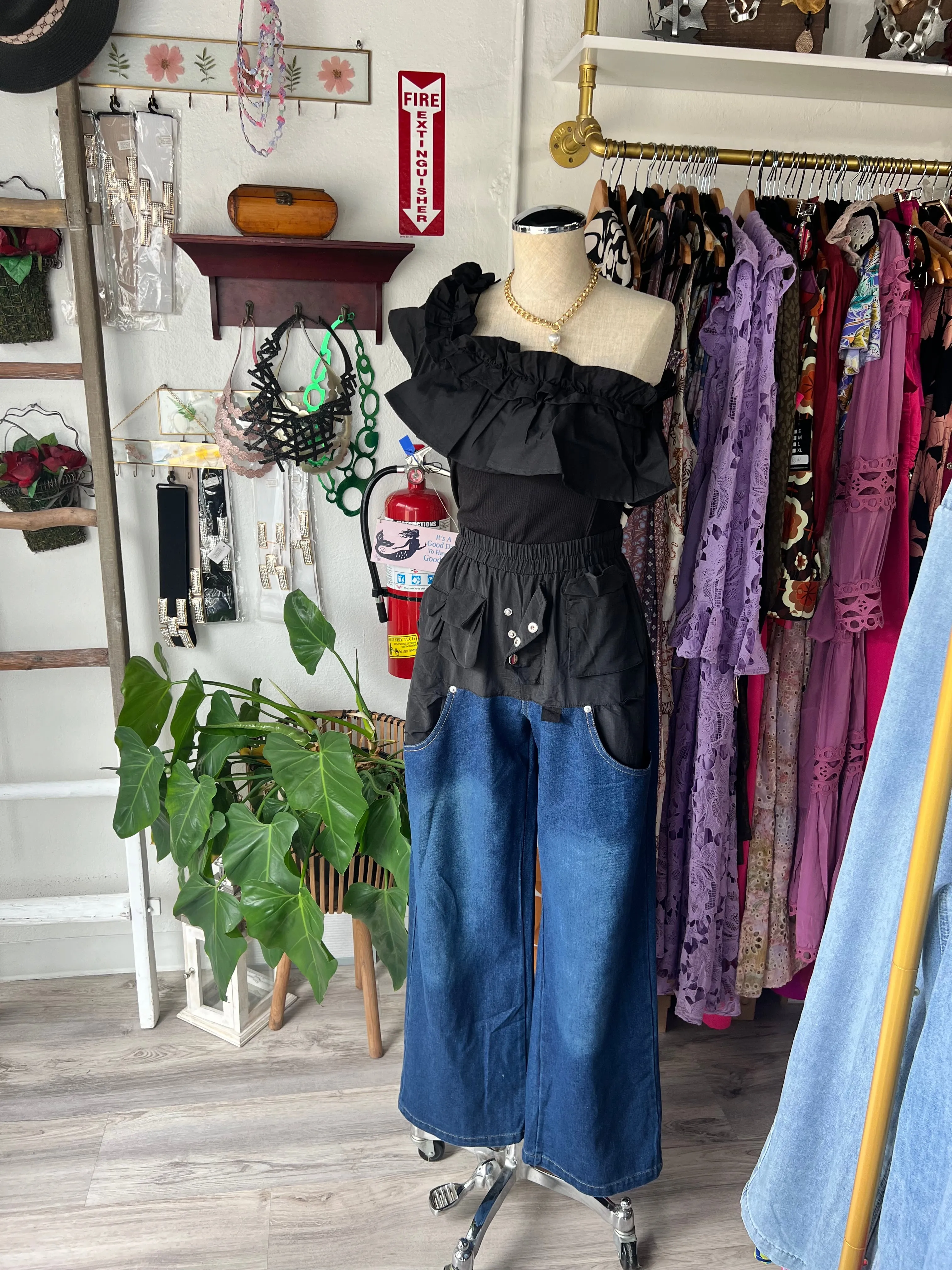 Black - 2 Blocks Denim Pants with pockets - New New 