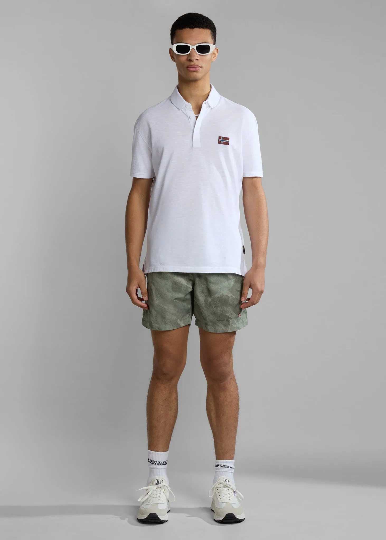 Ebea 2 - bright white