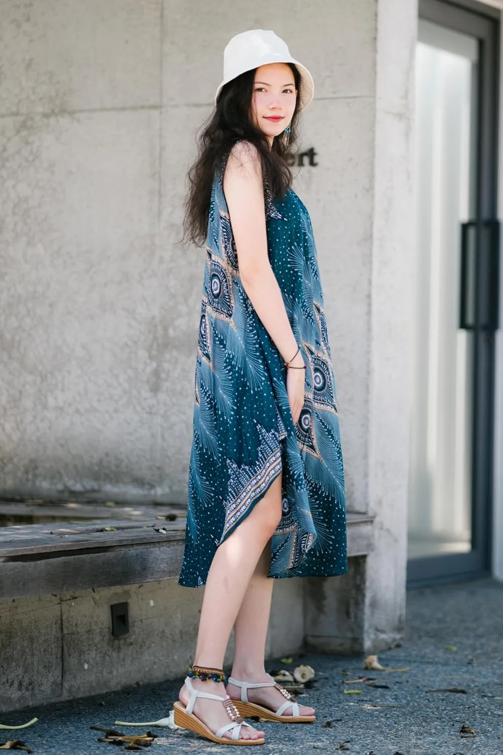 Your Cozy Women's Summer Dresses Elegant Midi Sleeveless Tank Beach Sun Dress for Casual and Formal Occasions